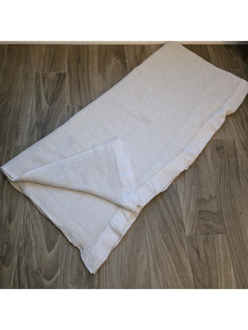 Pair Waffle Weave Blankets Full Queen Satin Trim Cream White Faribo Benton VTG